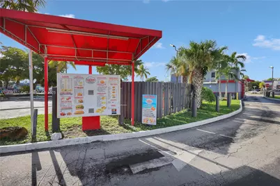 4775 NW 183rd St, Miami Gardens, FL 33055 - Photo 11