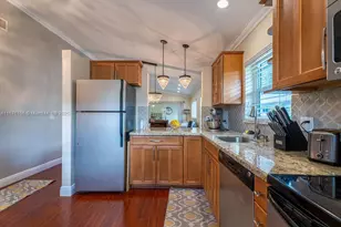 8957 Meadowlark Way, Boca Raton, FL 33496 - Photo 5