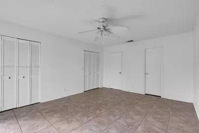 1161 NW 99th Ter #38, Pembroke Pines, FL 33024 - Photo 17