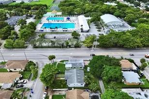 1195 NW 48th St, Miami, FL 33127 - Photo 17