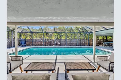 840 S Southlake Dr, Hollywood, FL 33019 - Photo 41