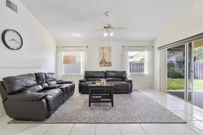 12265 NW 32nd Mnr, Sunrise, FL 33323 - Photo 9