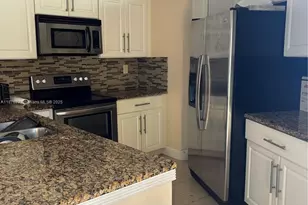 8353 Trent Ct, Boca Raton, FL 33433 - Photo 5