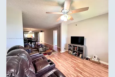 4820 W Lucerne Lakes Blvd W #207, Lake Worth, FL 33467 - Photo 7