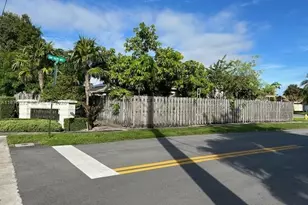 9604 NW 49th St, Sunrise, FL 33351 - Photo 17