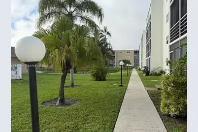 1025 SE 4th Ave #101, Dania Beach, FL 33004 - Photo 15
