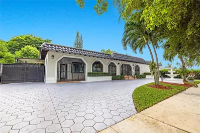 4325 SW 95th Ave, Miami, FL 33165 - Photo 1