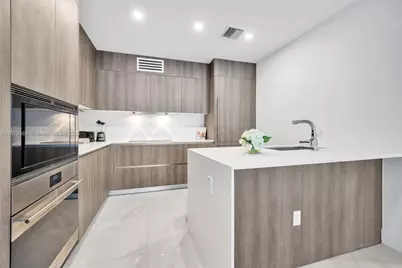 17550 Collins Ave #1003, Sunny Isles Beach, FL 33160 - Photo 17