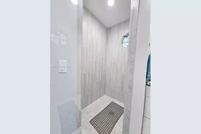 3483 Emerald Oaks Dr #1701, Hollywood, FL 33021 - Photo 27