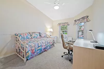 9906 Malvern Dr, Tamarac, FL 33321 - Photo 17