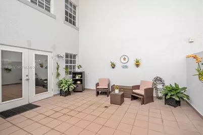 49 Majorca Ave #203, Coral Gables, FL 33134 - Photo 17