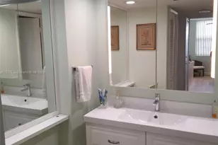 3510 Oaks Way, Pompano Beach, FL 33069 - Photo 21