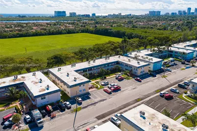 1451 N 12th Ct #8B, Hollywood, FL 33019 - Photo 23