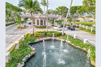 8525 Pine Cay, West Palm Beach, FL 33411 - Photo 3