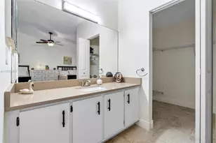 12175 NW 36th Pl, Sunrise, FL 33323 - Photo 17