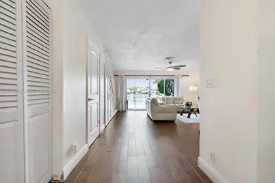 12175 NW 36th Pl, Sunrise, FL 33323 - Photo 7