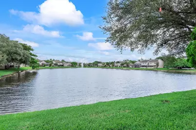 12175 NW 36th Pl, Sunrise, FL 33323 - Photo 25