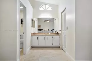 12175 NW 36th Pl, Sunrise, FL 33323 - Photo 15