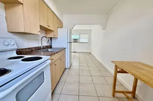 715 SW 10th St, Dania Beach, FL 33004 - Photo 5