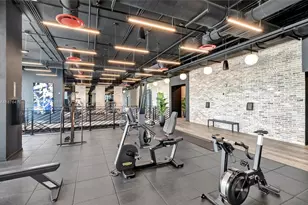 398 NE 5th St, Miami, FL 33132 - Photo 19