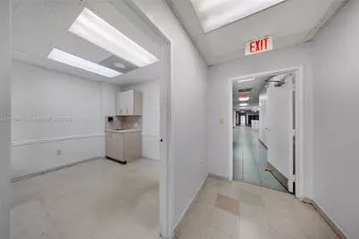 2901 NW 17th Ave, Miami, FL 33142 - Photo 19