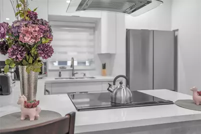 11221 NE 9th Ct, Biscayne Park, FL 33161 - Photo 31