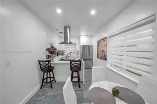11221 NE 9th Ct, Biscayne Park, FL 33161 - Photo 11
