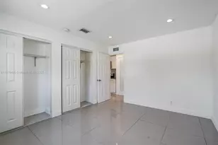 2201 NE 14th Ave, Wilton Manors, FL 33305 - Photo 29