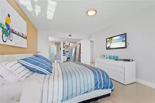 100 Bayview Dr, Sunny Isles Beach, FL 33160 - Photo 5