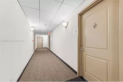 100 Bayview Dr #507, Sunny Isles Beach, FL 33160 - Photo 39