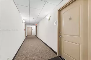 100 Bayview Dr, Sunny Isles Beach, FL 33160 - Photo 39