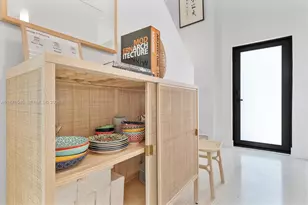 1076 NW 55th St, Miami, FL 33127 - Photo 11