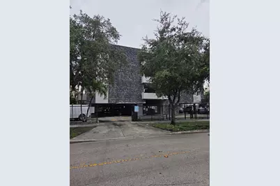 1035 W 77th St #305, Hialeah, FL 33014 - Photo 1