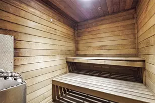 19501 W Country Club Dr, Aventura, FL 33180 - Photo 39