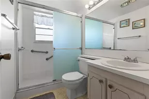 431 Markham T, Deerfield Beach, FL 33442 - Photo 7