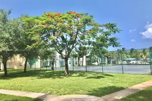 411 Executive Center Dr, West Palm Beach, FL 33401 - Photo 37