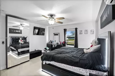 16010 NW 28th Ct, Miami Gardens, FL 33054 - Photo 17