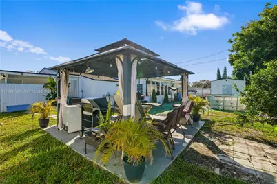 16010 NW 28th Ct, Miami Gardens, FL 33054 - Photo 33