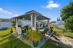 16010 NW 28th Ct, Miami Gardens, FL 33054 - Photo 33