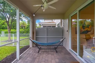 4754 Eucalyptus Dr, Hollywood, FL 33021 - Photo 23