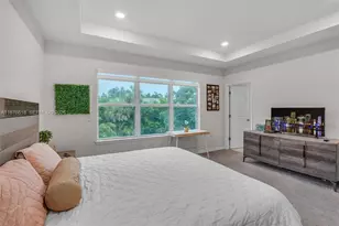 4754 Eucalyptus Dr, Hollywood, FL 33021 - Photo 19