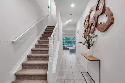 4754 Eucalyptus Dr, Hollywood, FL 33021 - Photo 3