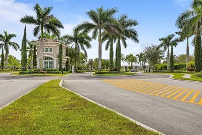 4754 Eucalyptus Dr, Hollywood, FL 33021 - Photo 29