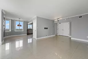 5900 Collins Ave, Miami Beach, FL 33140 - Photo 25