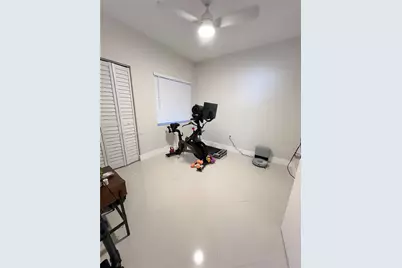 1851 NW 96th Ter #6B, Pembroke Pines, FL 33024 - Photo 7