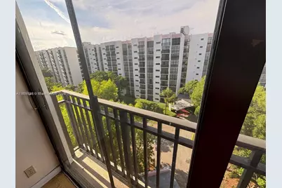 17011 N Bay Rd #805, Sunny Isles Beach, FL 33160 - Photo 11