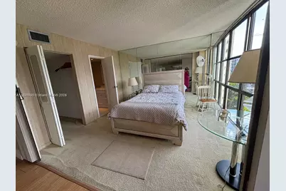 17011 N Bay Rd #805, Sunny Isles Beach, FL 33160 - Photo 7