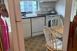 17011 N Bay Rd, Sunny Isles Beach, FL 33160 - Photo 9