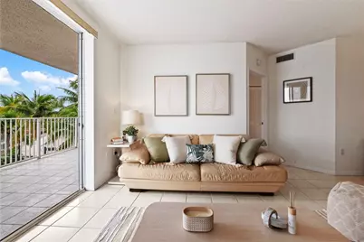 18260 N Bay Rd #320, Sunny Isles Beach, FL 33160 - Photo 5