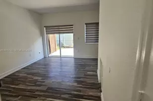 7995 NW 8th St, Miami, FL 33126 - Photo 5